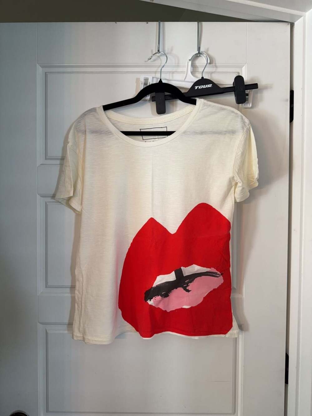 Donald Junk Food Made Me Do It Lips Graphic T-Shirt Size S